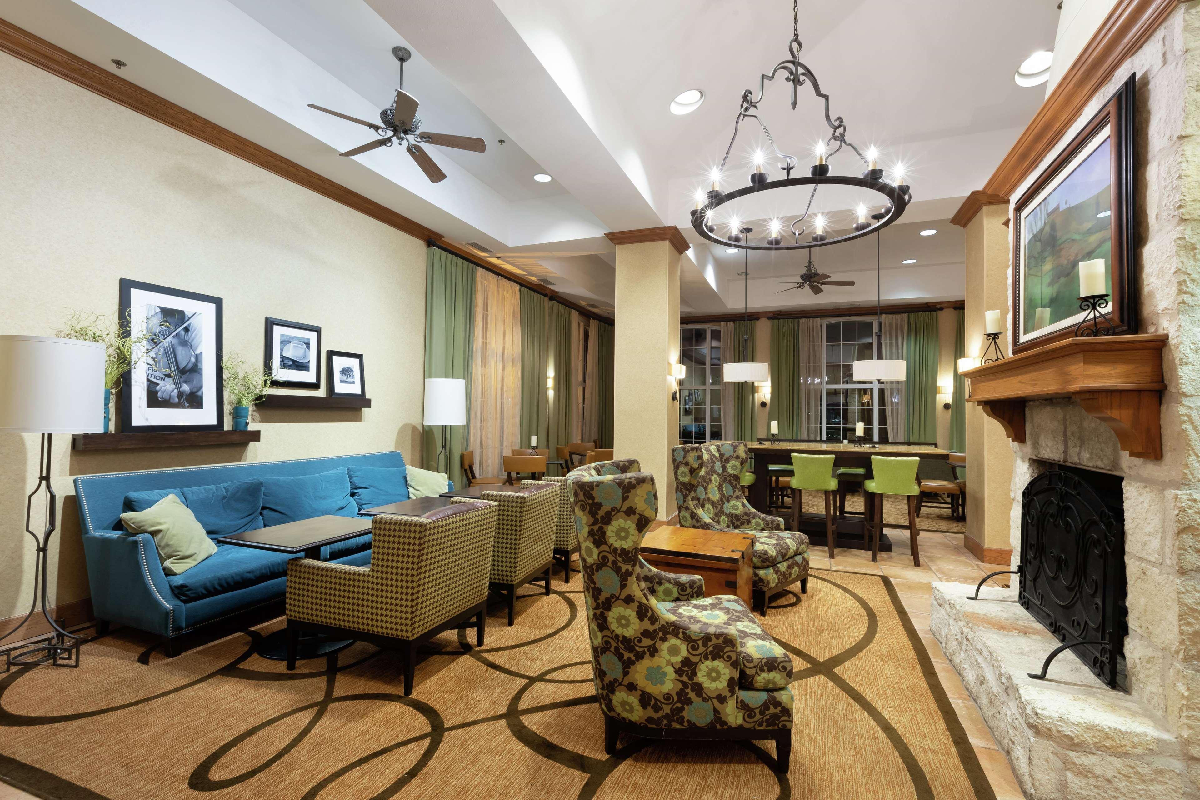 Hampton & Suites-austin Airport Austin