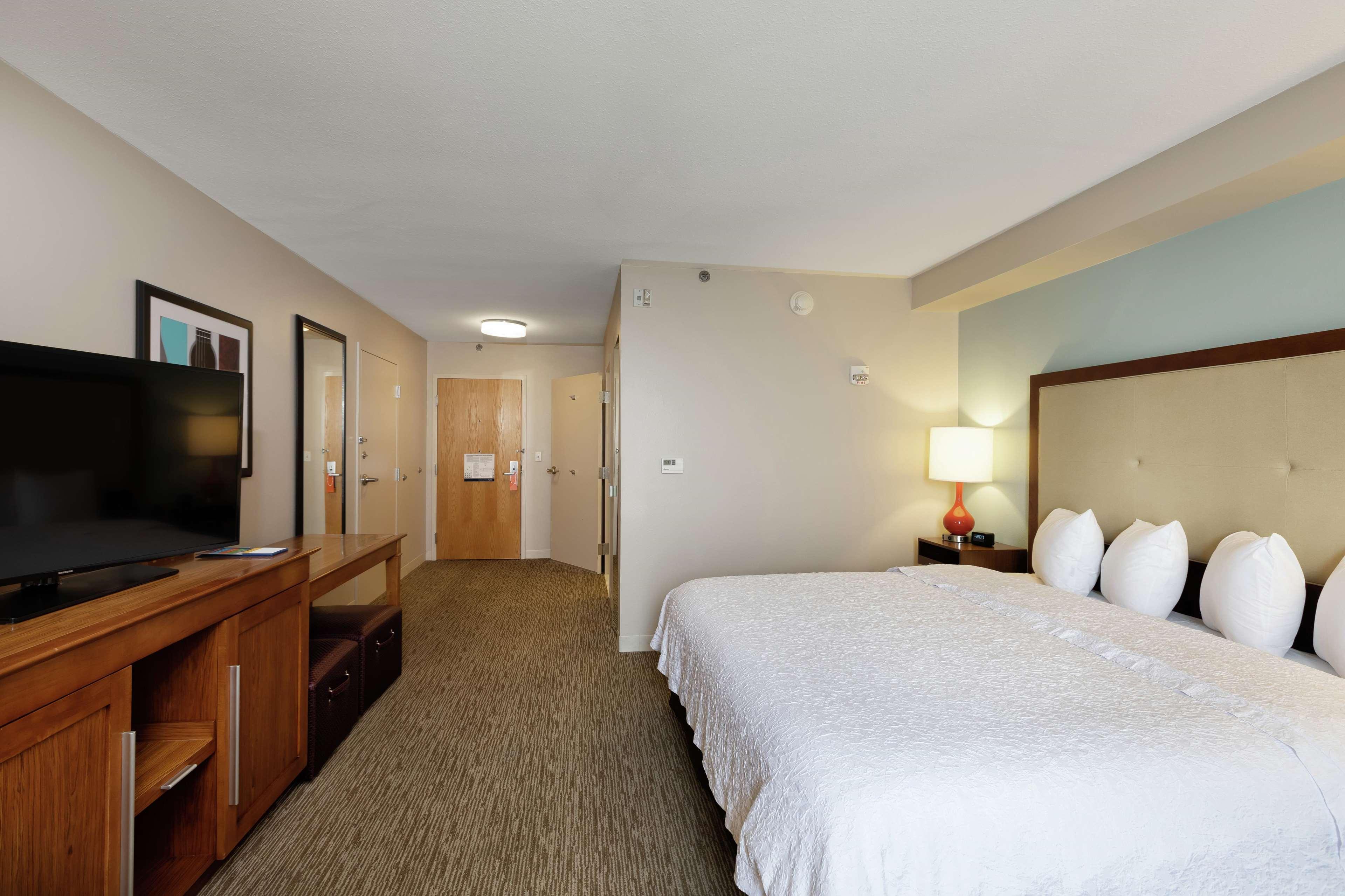 Hampton & Suites-austin Airport Hotel 3*