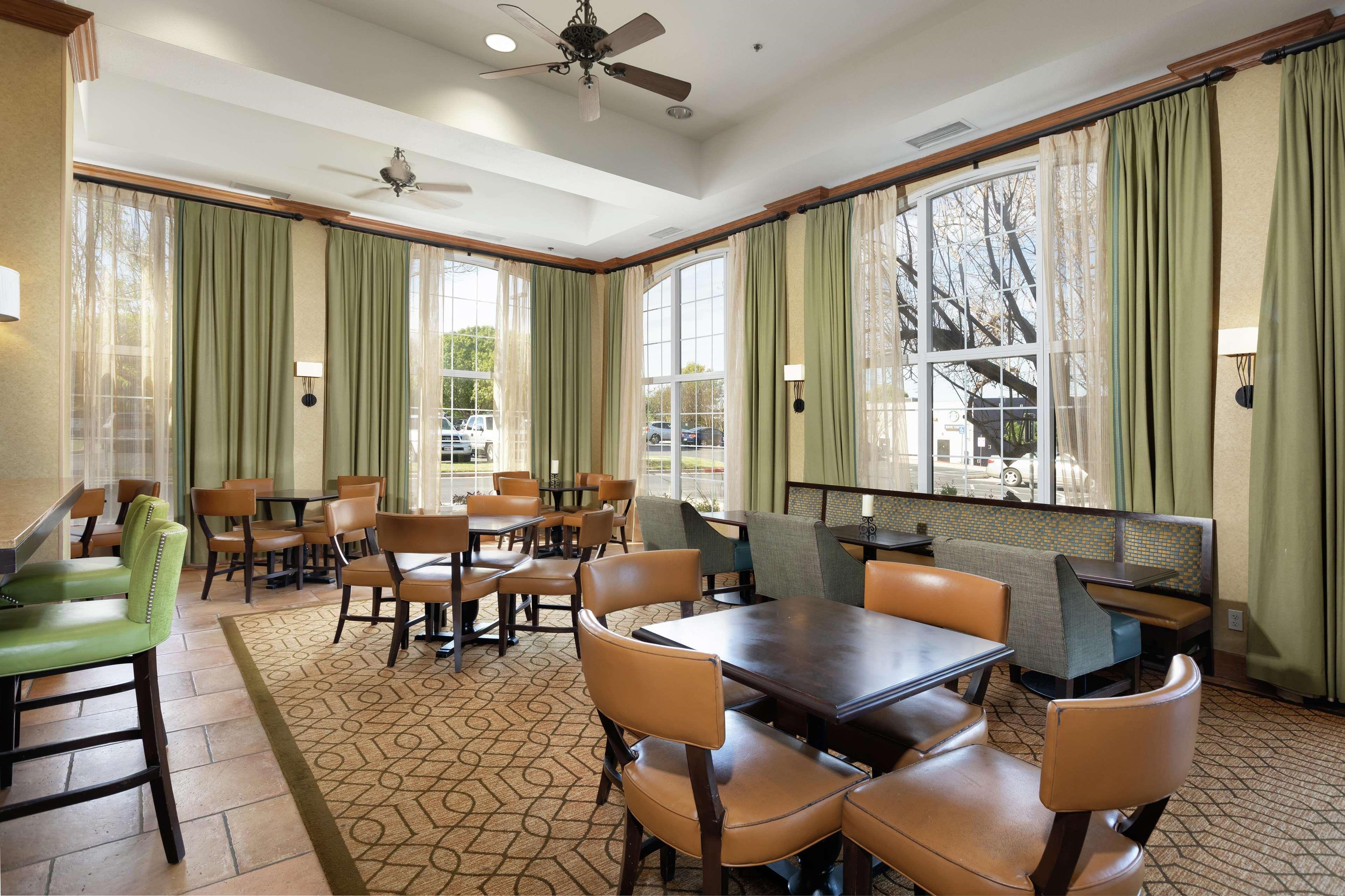 Hampton & Suites-austin Airport 3* Austin