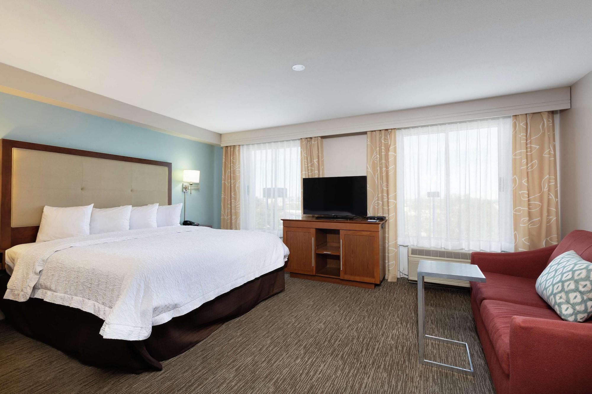 Hampton & Suites-austin Airport