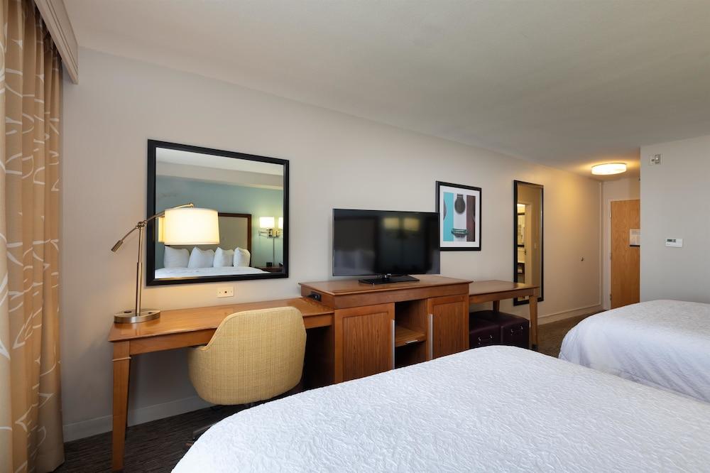 Hotel Hampton & Suites-austin Airport Austin