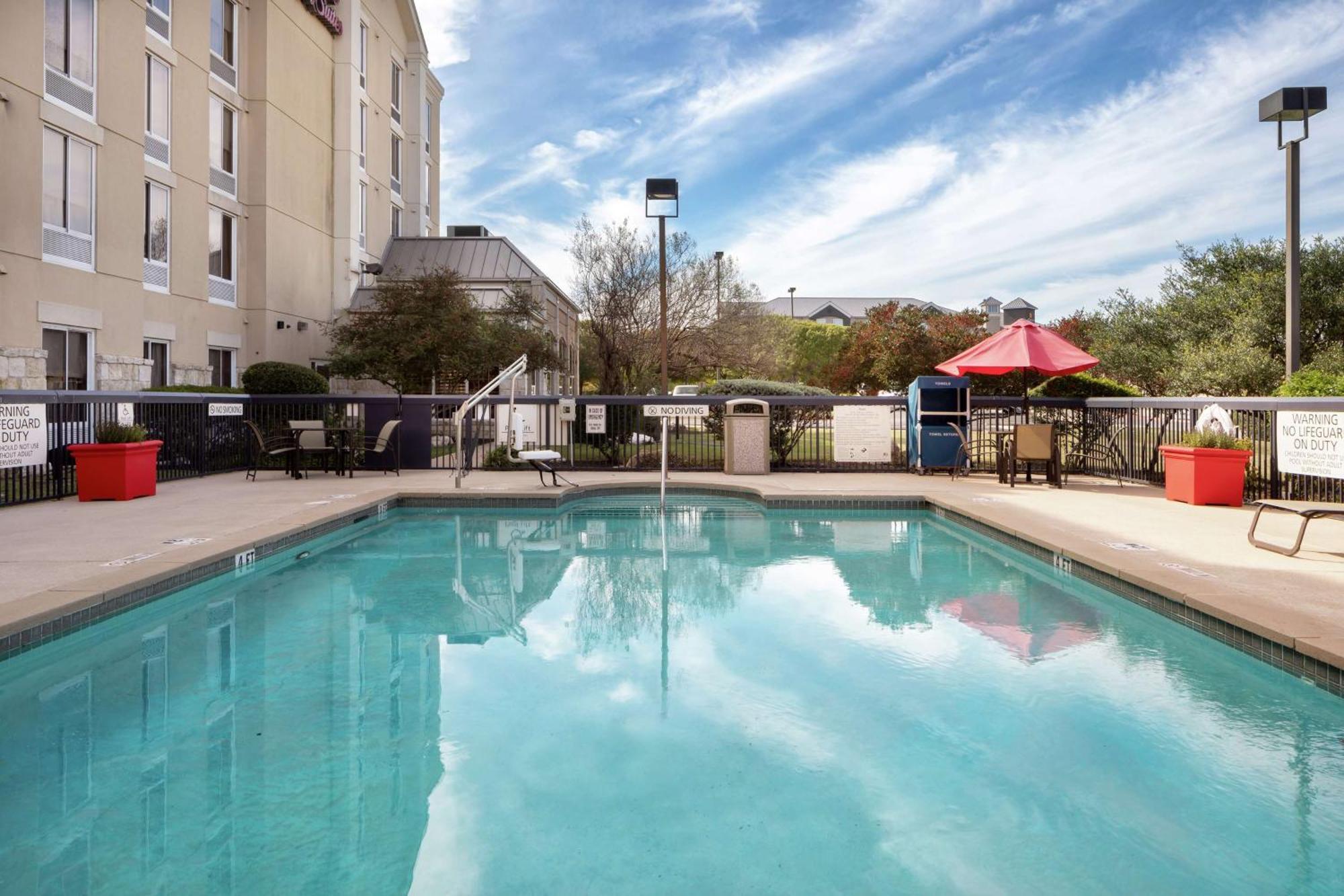 Hotel Hampton & Suites-austin Airport Austin