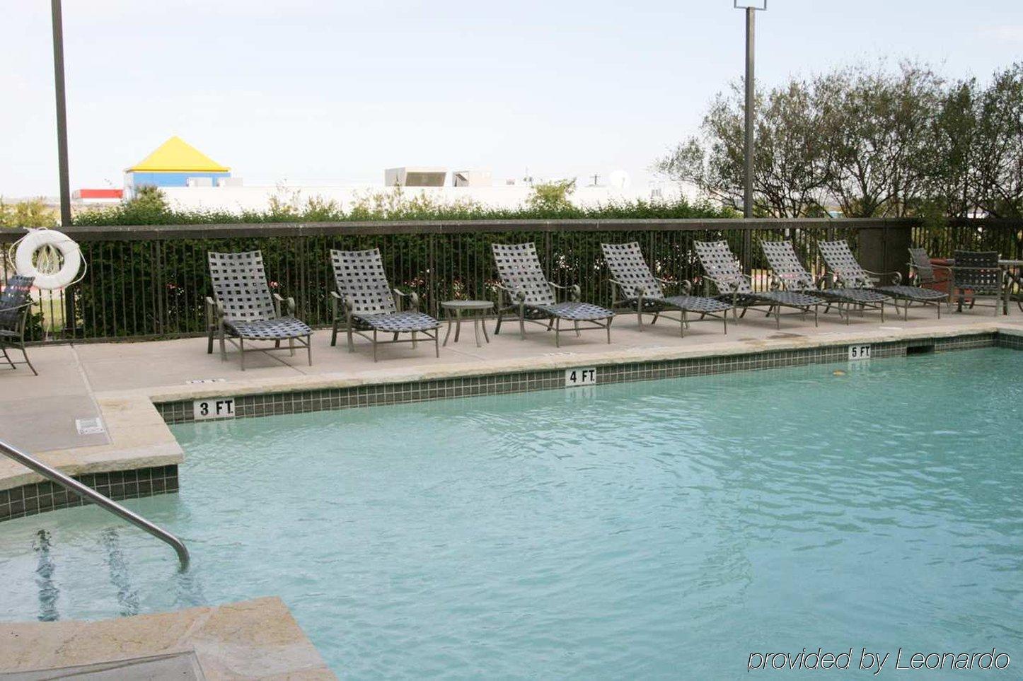 Hampton & Suites-austin Airport Hotel Austin