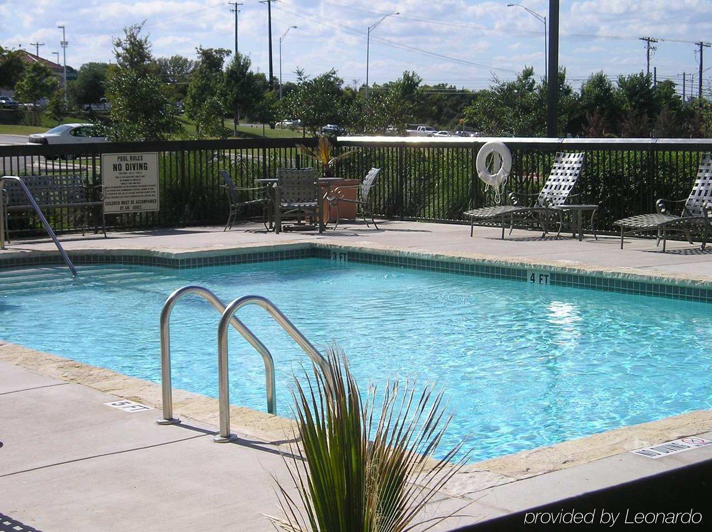 Hotel Hampton & Suites-austin Airport