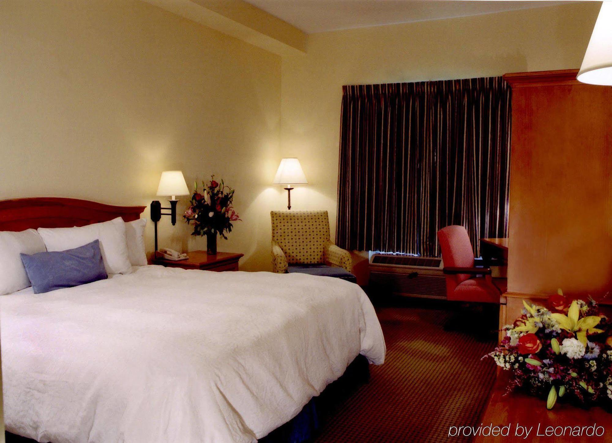 Hampton & Suites-austin Airport Austin