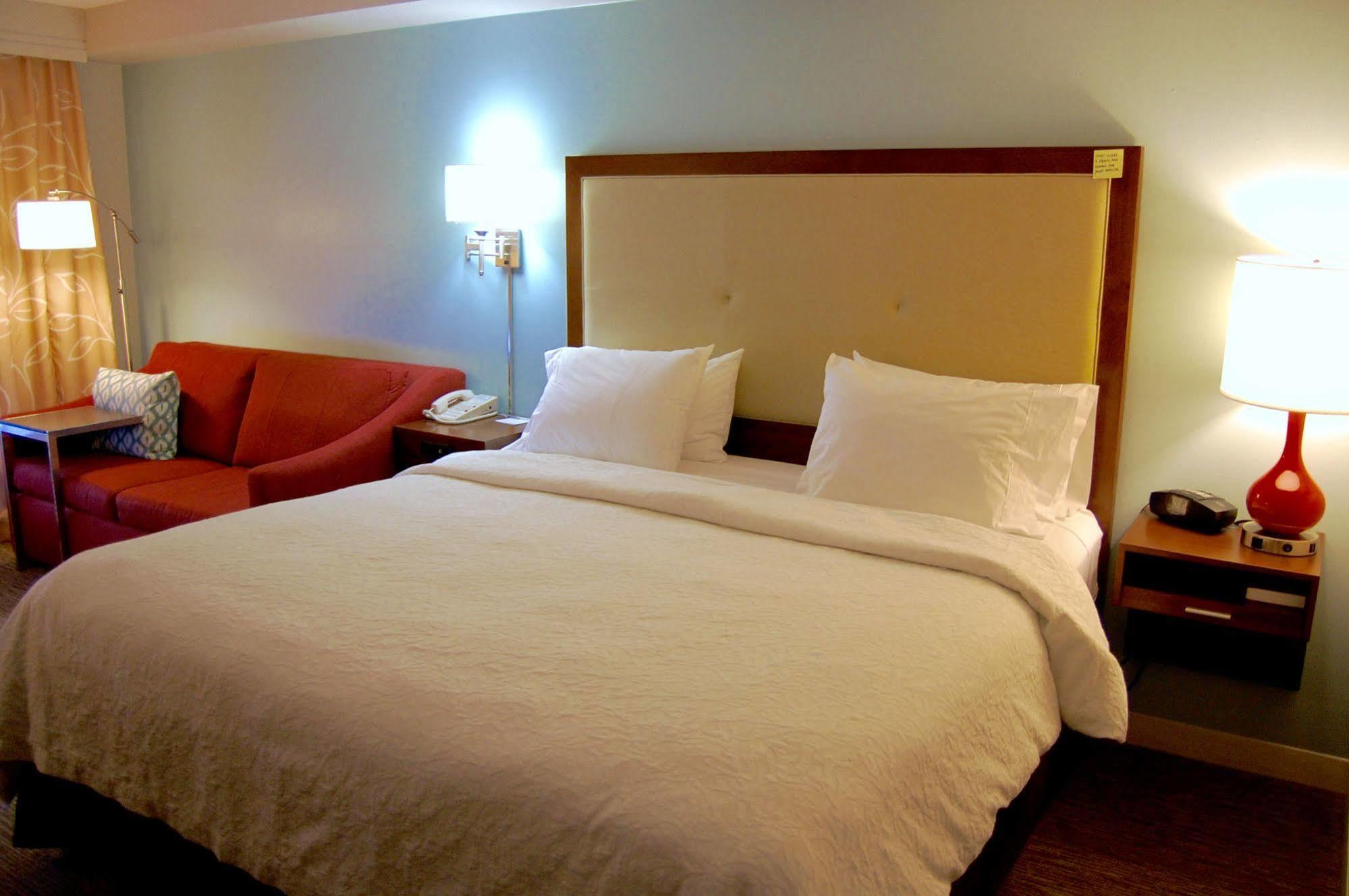 Hampton & Suites-austin Airport 3* Austin