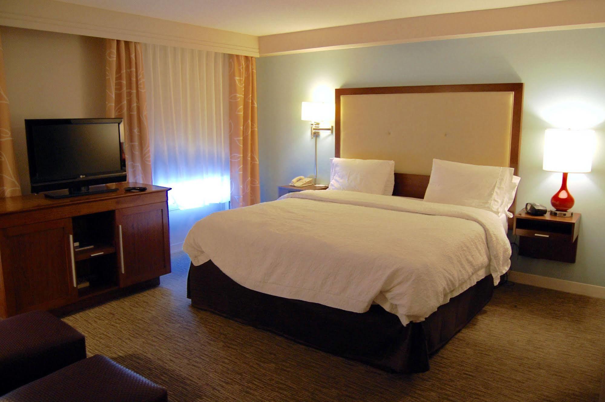 Hampton & Suites-austin Airport Hotel 3*
